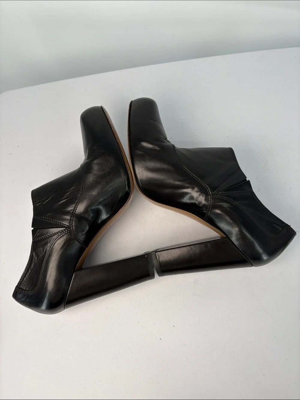 🍰 Marni Black Leather Buckle Block-Heel Pumps